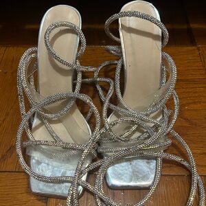 Elegant Strappy Sandals
